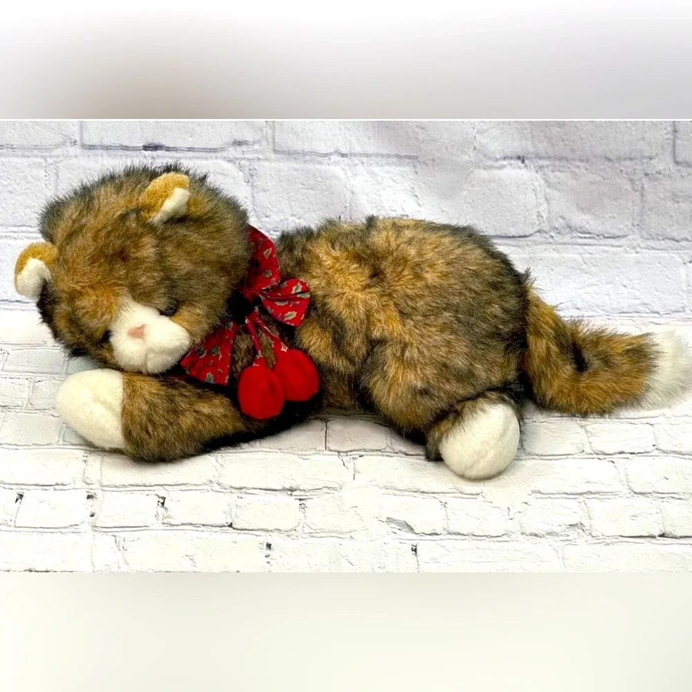 1992 Vintage Nick & Noel Christmas Plush Calico Cat with Jingle Bells 16